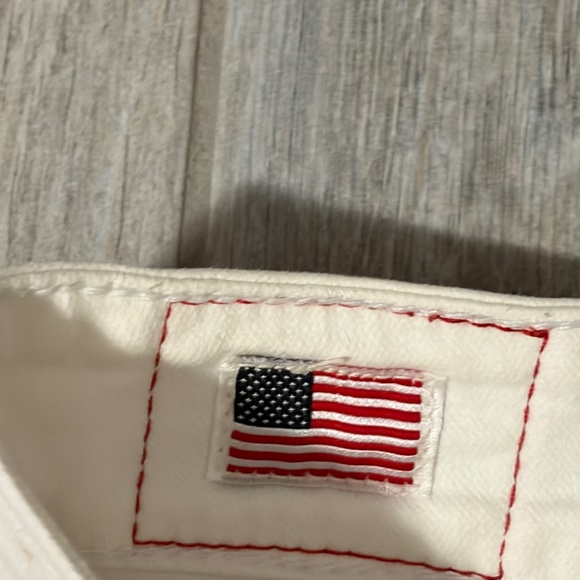 Women's True Religion White Low Rise Capri Jeans - 27 - Picture 8 of 9